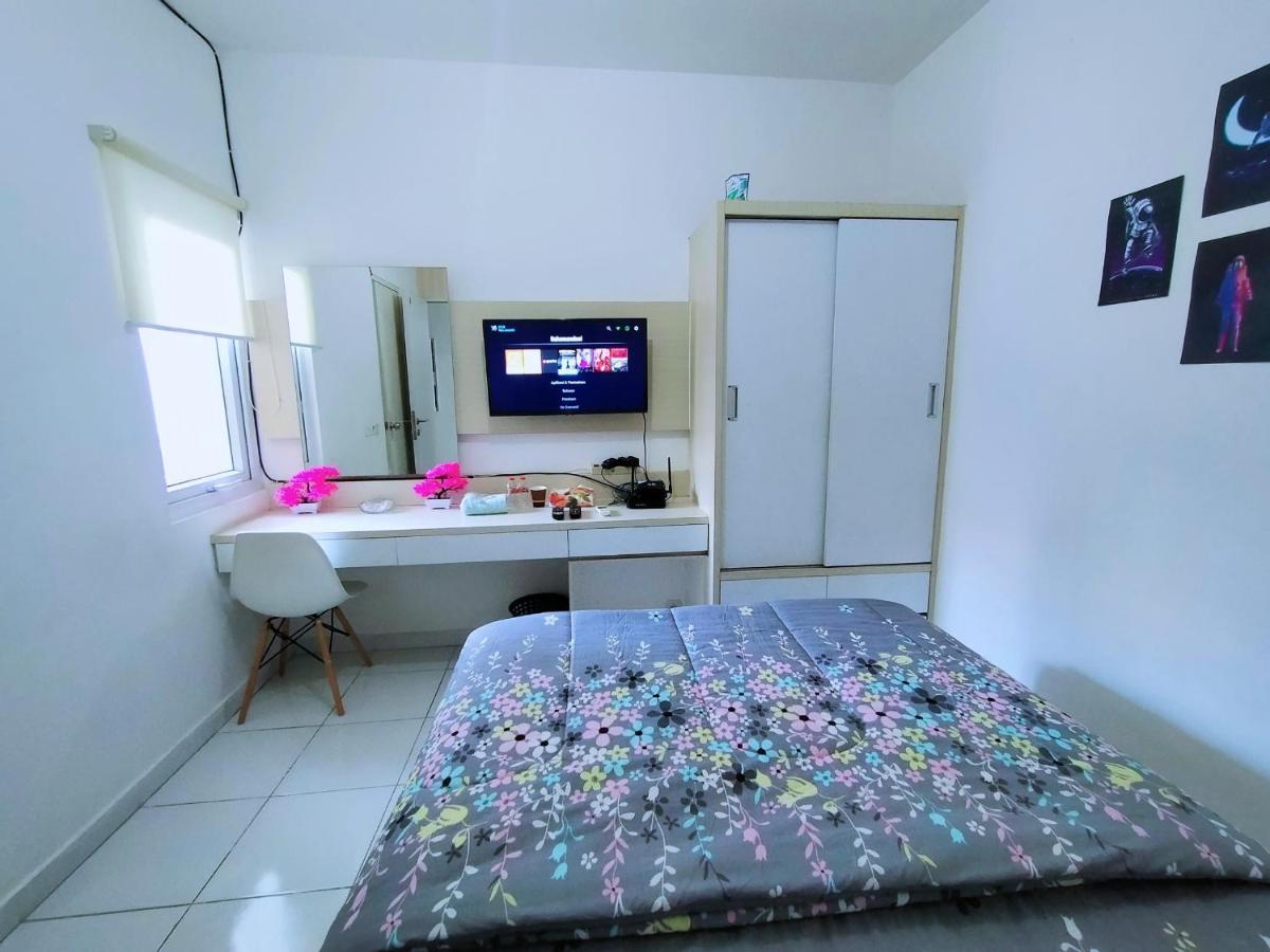 Aero Room Tangerang Exterior photo